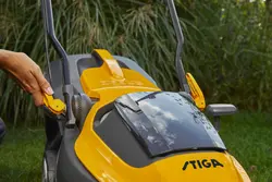 מכסחת דשא נטענת דחיפה 38 סמ קולקטור 140 + 2 סוללות 4 אמפר סטיגה